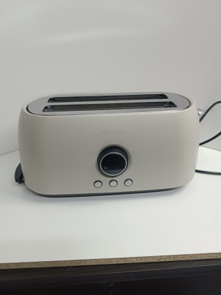 Toster Cecotec 1500 W, beżowy
