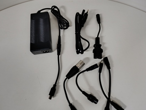 Ładowarka 42V 2A (Model SLS-4202) + Zestaw 5 Adapterów rower, hulajnoga
