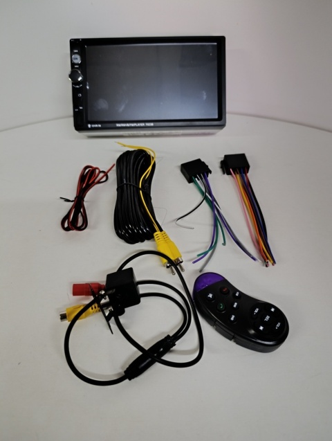 Radio samochodowe z kamerą cofania 2 DIN MP5 USB LCD 7'' 7023B