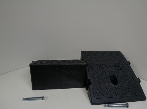 Rampa najazdowa próg podjazdowy – modułowa 2 szt najazd podjazd rampa krawężnikowa