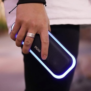 Głośnik bezprzewodowy Doss SoundBox Pro z basem bezprzewodowy