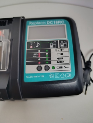 Ładowarka do akumulatorów Li-ion 14.4V - 18V (Zamiennik DC18RC)