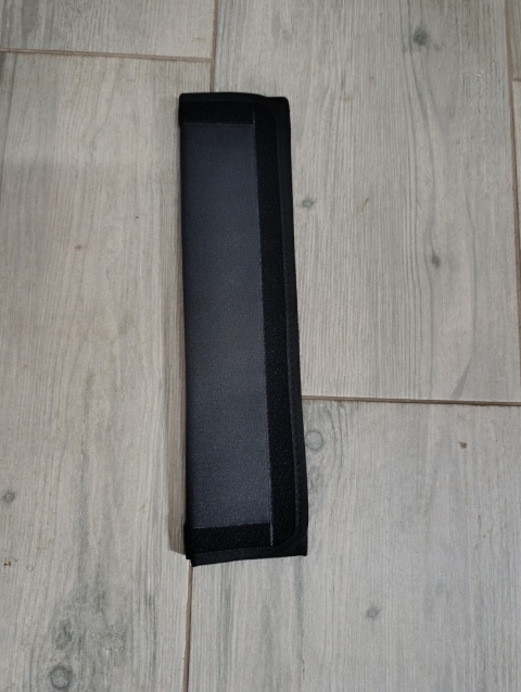 Mata termiczna / osłona przeciwsłoneczna UV do świetlika dachowego (41x41 cm)