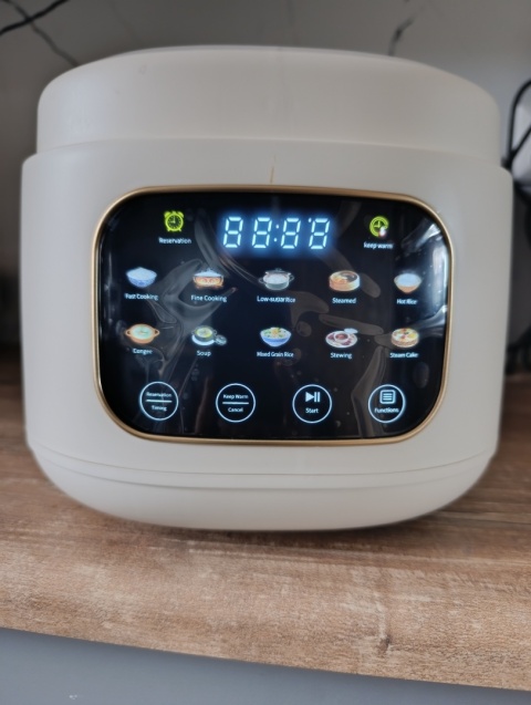 Nowoczesny Wielofunkcyjny Ryżowar / Multicooker 3 L HK-HT3B65
