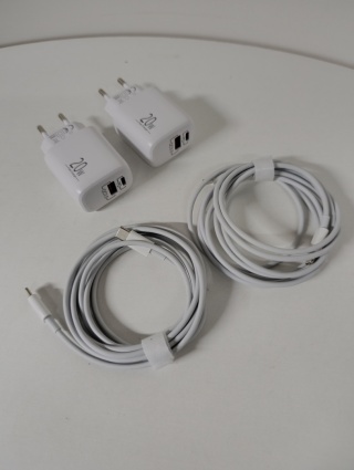 2 szt Ładowarka Sieciowa LUOSIKE 20W PD + QC 3.0 (Zestaw ) lightning