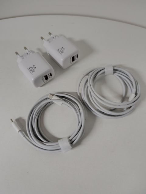 2 szt Ładowarka Sieciowa LUOSIKE 20W PD + QC 3.0 (Zestaw ) lightning