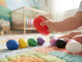 9 X EGG SHAKER GRZECHOTKA PRZESZKADZAJKA PERKUSYJNA KOLOROWE JAJKA