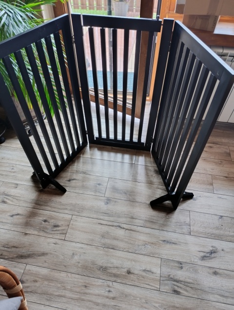 Barierka dla Psa z Drzwiczkami 154x92 cm Składana Czarna MDF