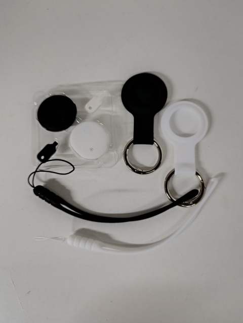2 x Bezprzewodowy Inteligentny Lokalizator do Apple w Kolorze Czarnym + etui