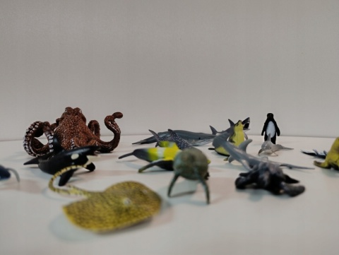 Figurki Mini ocean 16 szt realistyczne podwodne zwierzęta Morskie