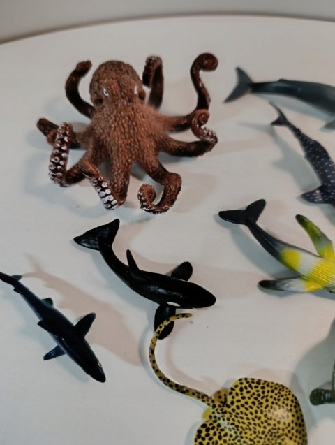 Figurki Mini ocean 16 szt realistyczne podwodne zwierzęta Morskie