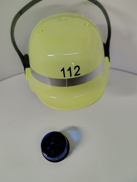 Zestaw Małego Strażaka: Kask z nr 112 + Sygnał dźwiękowy (kogut)