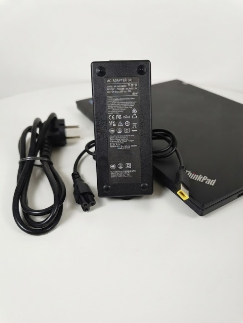 Zasilacz AC Adapter 135W 20V 6.75A / Wtyk prostokątny (Lenovo style)