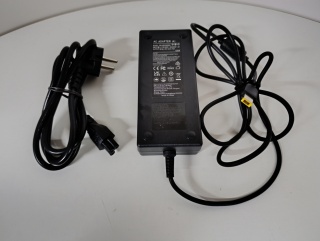 Zasilacz AC Adapter 135W 20V 6.75A / Wtyk prostokątny (Lenovo style)