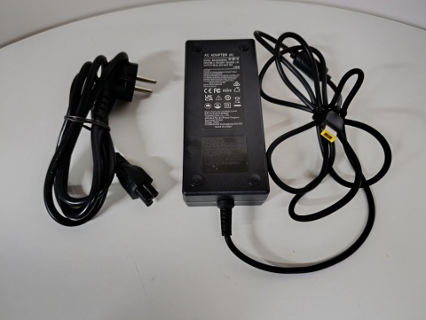 Zasilacz AC Adapter 135W 20V 6.75A / Wtyk prostokątny (Lenovo style)