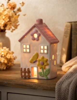 Domek ceramiczny latarnia lampion LED świecznik Podświetlana figurka 16,5cm