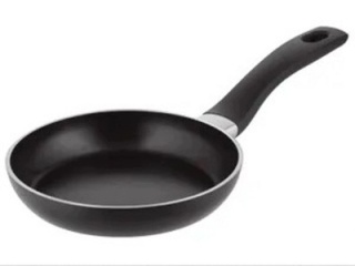 Mała Patelnia nieprzywierająca jedno jajko cebulka zasmażka 14cm Silvercrest
