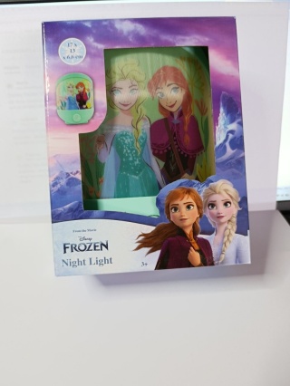 Lampka nocna Kinkiet Wisząca i stojąca Frozen na baterie AAA