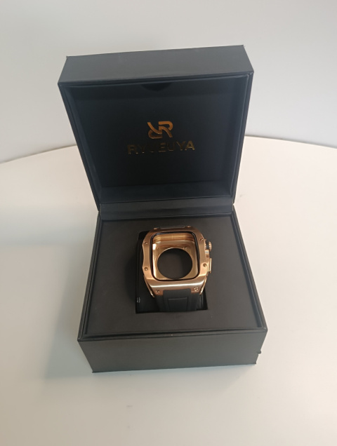 Obudowa na Apple Watch Series 9/8/7 45mm aluminiowa z paskiem, opakowanie prezentowe Obudowa na Apple Watch Series 9/8/7 45mm aluminiowa z paskiem, opakowanie prezentowe