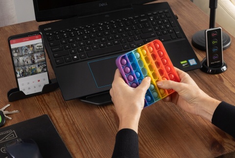 ANTYSTRESOWA ZABAWKA SENSORYCZNA PUSH POP IT KWADRAT RAINBOW