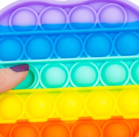 ANTYSTRESOWA ZABAWKA SENSORYCZNA PUSH POP IT SERCE RAINBOW