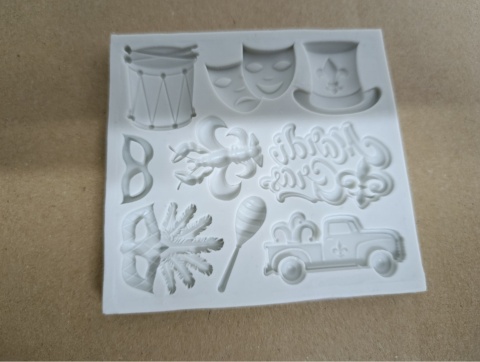 Formy silikonowe do dekoracji 3D- zestaw 4 form, mix, do czekolady, mydełek, żelków, świec