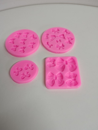 Formy silikonowe do dekoracji 3D- zestaw 4 form, kokardki, do czekolady, mydełek, żelków, świec