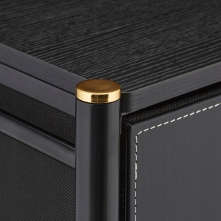 Komoda z 5 szufladami czarna ze złotymi dodatkami, salon, sypialnia przedpokój