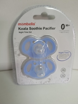Mombella Smoczek uspokajający Koala 0-6 m niebieski, 2 szt zestaw