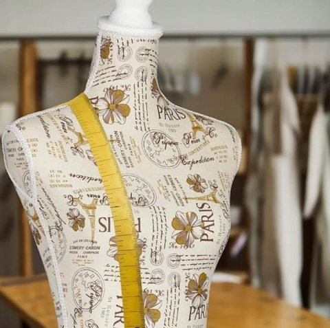 Manekin damski krawiecki Relaxdays beżowy regulowana wysokość