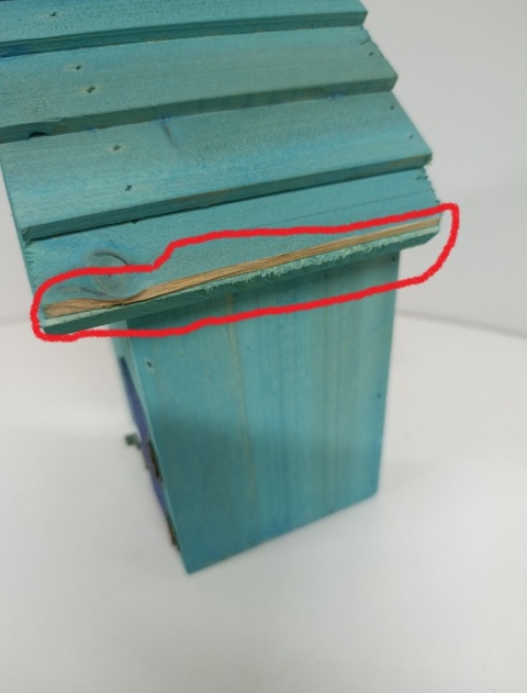 Budka lęgowa domek dla ptaków na haczyku - defekt