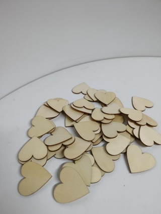 DREWNIANE SERCA SERCE 5CM ŚLUB WESELE OZDOBA 50 szt