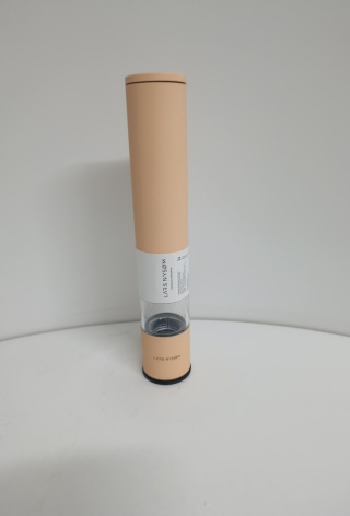 LARS NYSØM MŁYNEK RĘCZNY SÓL LUB PIEPRZ CERAMICZNY REGULOWANY