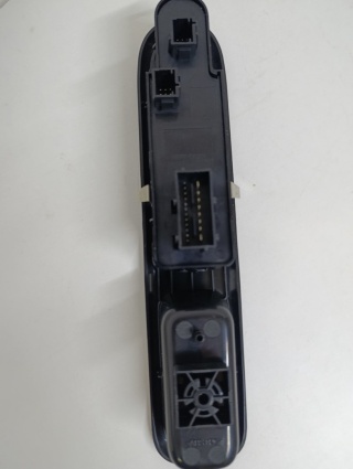 Panel Przełącznik Sterowania Szyb Uchwyt Przód Lewy do Peugeot 307 zamiennik