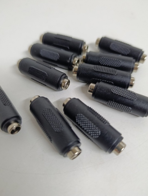 10 szt Łącznik beczka mini jack 3,5mm stereo