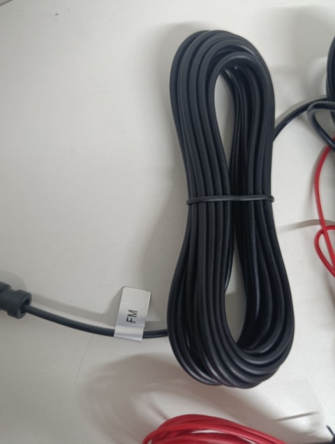 Antena samochodowa FM / DAB+ – aktywna, zasilanie 12 V ACC