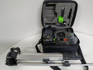 LASER KRZYŻOWY 360 POZIOMICA LASEROWA STOJAK