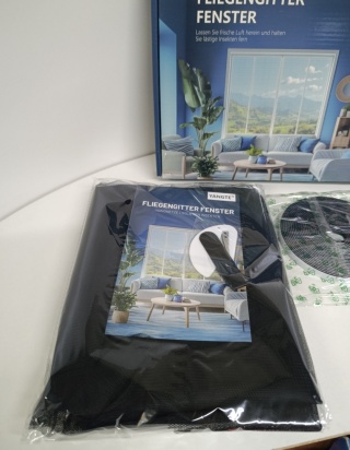 Moskitiera siatka YANGTE do okien (130 x 150 cm, czarna, opakowanie 2 szt.)