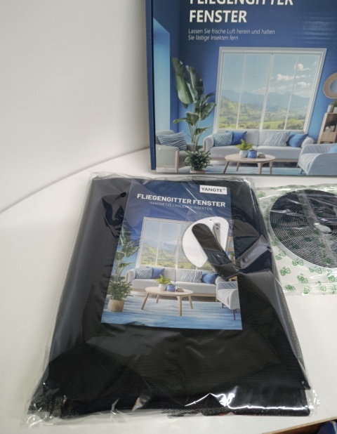 Moskitiera siatka YANGTE do okien (130 x 150 cm, czarna, opakowanie 2 szt.)