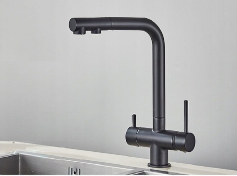 Bateria Kuchenna Trójdrożna do Filtra czarna Wyciągana Wylewka