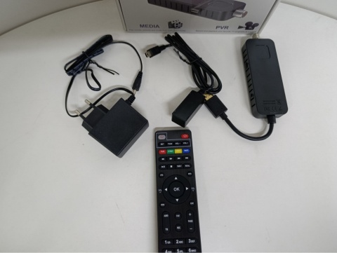 Dekoder SATELITARNY DO TELEWIZORA DVB S2 1080P + pilot