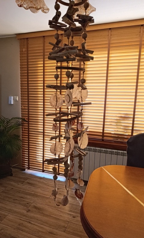 Relaxdays Gong Wietrzny z Muszlami 107 cm, Morski Drewniany, Naturalny