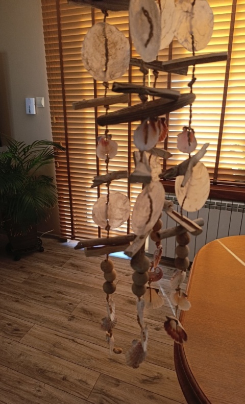 Relaxdays Gong Wietrzny z Muszlami 107 cm, Morski Drewniany, Naturalny