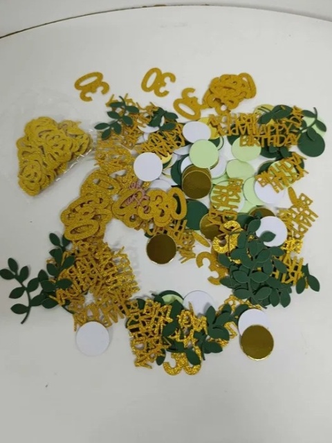 Dekorcyjne konfettI na 30-te urodziny - zestaw 5 paczek