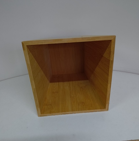 Kosz na śmieci bambusowy biurowy 6 L