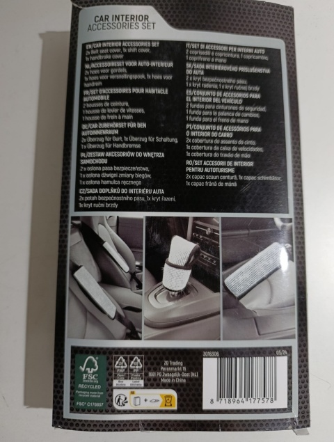Nakładki na pasy Zestaw 4 x nakładek do wnętrza samochodu